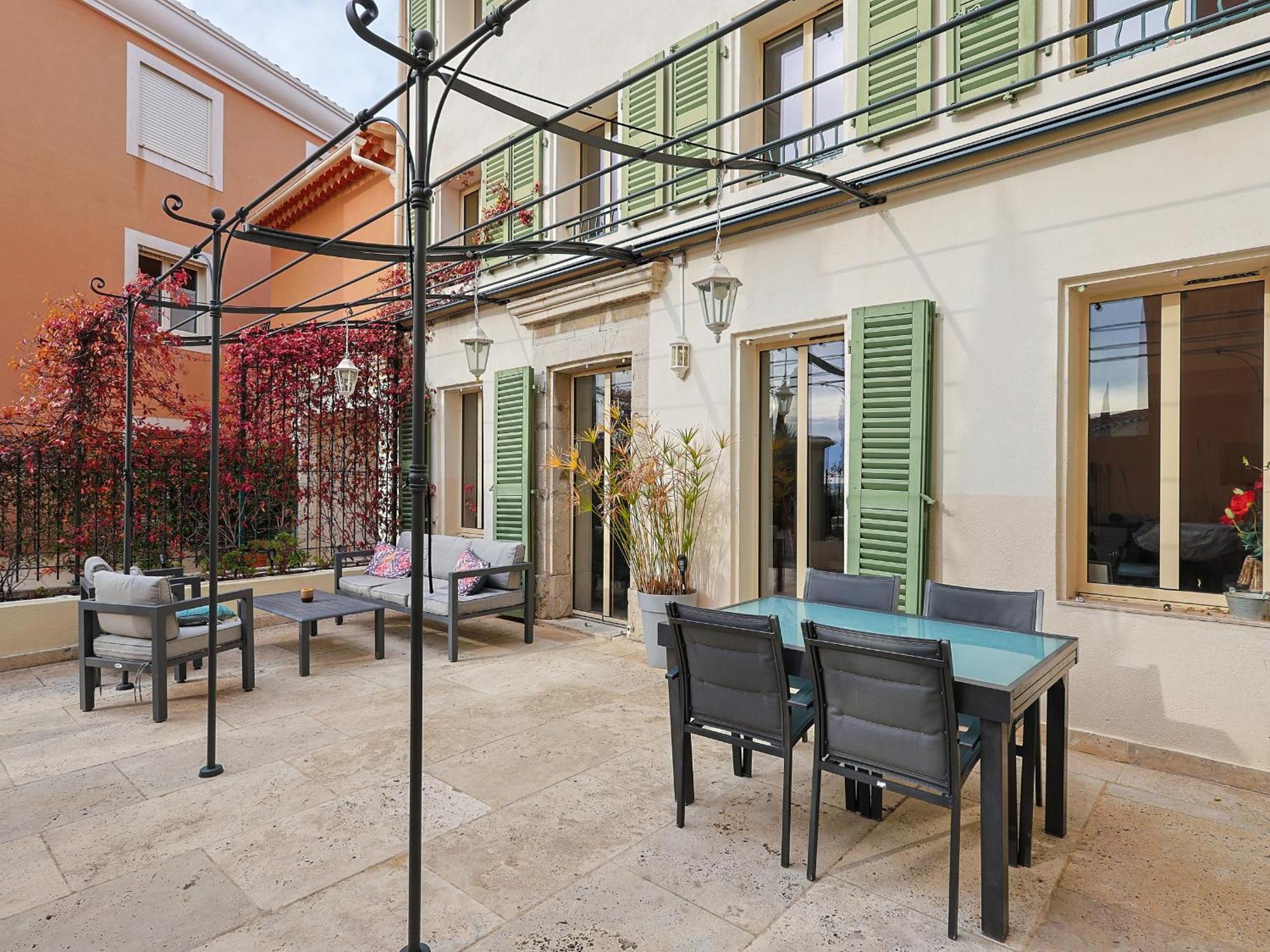 Maison Familiale A Proche - Fr-1-599-118 Hébergement de vacances